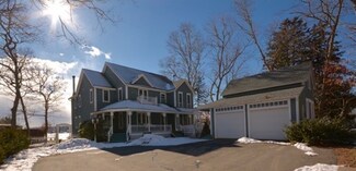 147 Cadmans Neck Rd, Westport, MA 02790