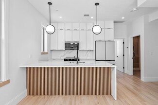 304 Paris St Unit 2, Boston, MA 02128