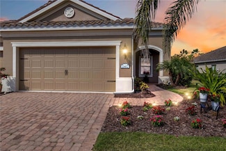 11417 Okaloosa Dr, Venice, FL 34293
