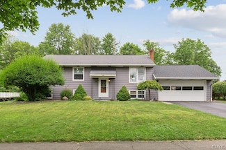 39 Metcalf Dr, Auburn, NY 13021