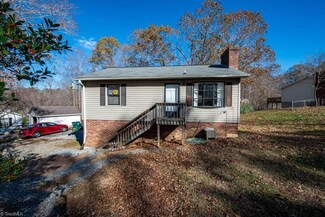 2017 Old Mountain Rd, Lexington, NC 27292