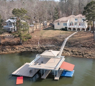 191 Stonebrook Cove Dr, Jasper, AL 35504