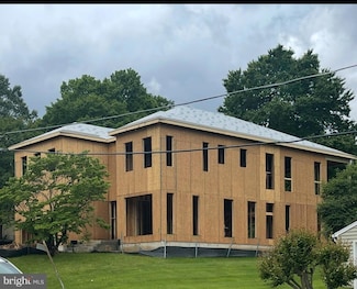3104 Dashiell Rd, Falls Church, VA 22042