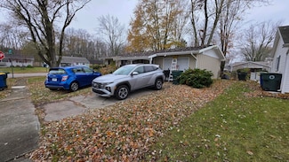 2031 S Daly Ave, Muncie, IN 47302