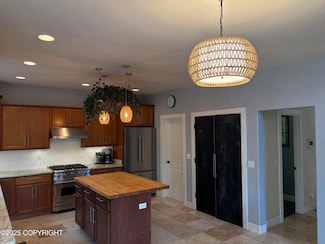 13125 Curry Ridge Cir, Anchorage, AK 99577