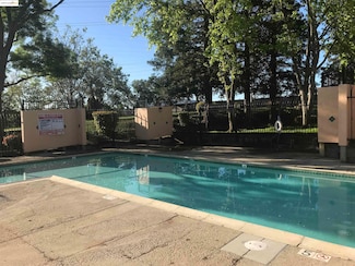 2270 Renwick Ln, Antioch, CA 94509