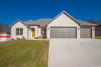 580 Valley Oak Dr, Sherwood, AR 72120