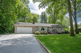 606 Leeman Dr, Akron, OH 44319