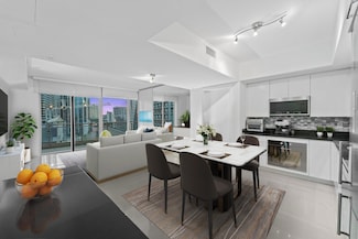 92 SW 3rd St Unit 1504, Miami, FL 33130