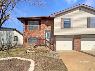 2524 Tanglewood Dr, Arnold, MO 63010