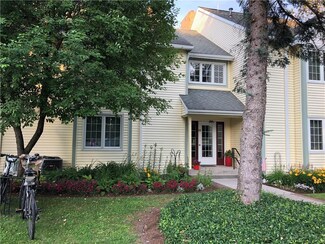 90 Wythe Ave, Mayville, NY 14757