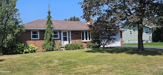 25 Louise Dr, Latham, NY 12110
