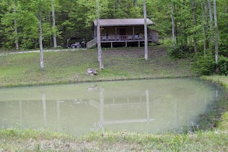 1660 S Tree Tower Rd, Sand Gap, KY 40481
