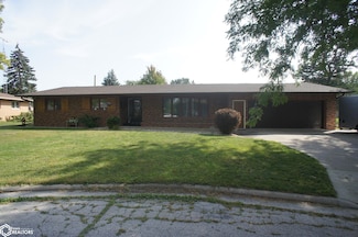 708 White Post Dr, Webster City, IA 50595