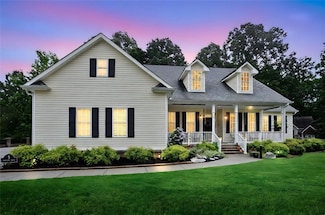 5 Woodland Bridge Dr, Adairsville, GA 30103
