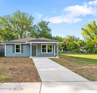 1121 Grothe St, Jacksonville, FL 32209