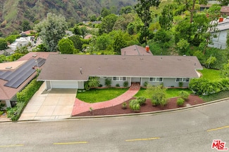 2167 Westridge Rd, Los Angeles, CA 90049