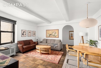 235 W End Ave Unit 8D, New York, NY 10023