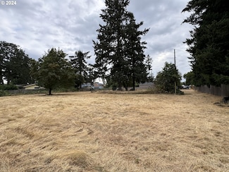 8500 SE Sherrett St, Portland, OR 97266