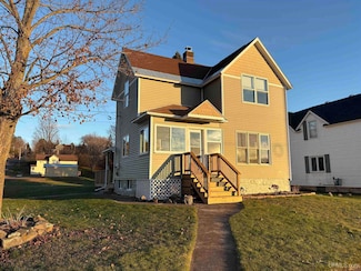 402 Alfred Wright Blvd, Ironwood, MI 49938