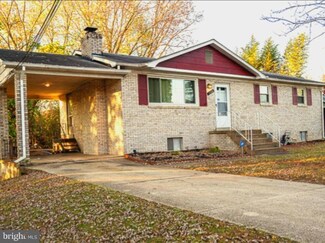 11109 Piscataway Rd, Clinton, MD 20735