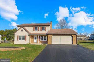 7 Fausnacht Dr, Denver, PA 17517