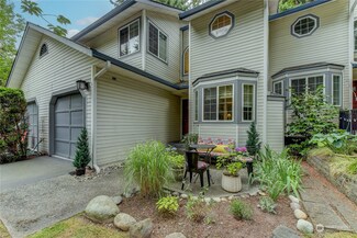 2801 NE 195th St, Lake Forest Park, WA 98155