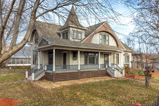 802 Maurer St, Wilton, IA 52778