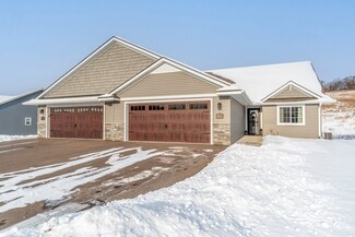 3932 Nicholas Dr, Menomonie, WI 54751