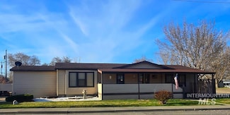 990 N 3rd E, Mountain Home, ID 83647