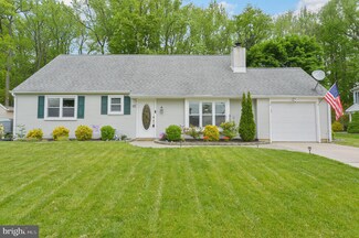 13 Whitlow Dr, Westampton, NJ 08060