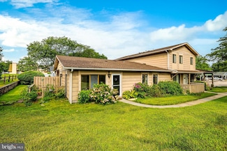 17 Maplewood Ct Unit 17, West Deptford, NJ 08066