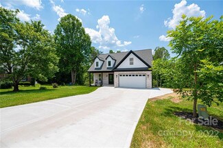 5005 Brickfield St, Hickory, NC 28602