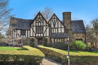 86 Hereford Rd, Yonkers, NY 10708