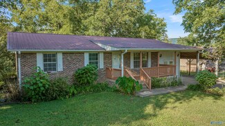 203 65th St NW, Fort Payne, AL 35967