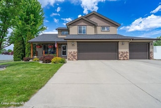 8558 N Boysenberry Loop, Hayden, ID 83835