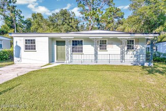 10503 Briarcliff Rd E, Jacksonville, FL 32218