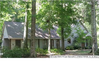 10980 N Lake Rosemound Rd, Saint Francisville, LA 70775