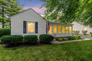 2222 Harwitch Rd, Columbus, OH 43221