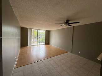 500 Executive Center Dr Unit 212, West Palm Beach, FL 33401