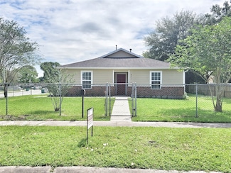 601 Alvin St, Pasadena, TX 77506