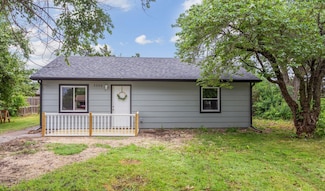 2008 S Vine St, Wichita, KS 67213
