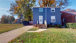 436 E 322nd St, Willowick, OH 44095