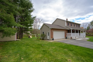7 Old County Rd, Southampton, MA 01073