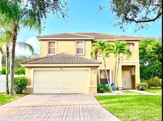 5012 Victoria Cir, West Palm Beach, FL 33409