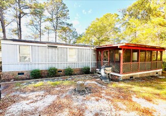 2549 Erwin St SW, Supply, NC 28462