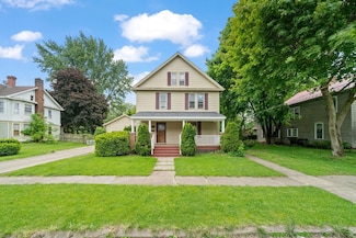 140 Myrtle St, Girard, PA 16417