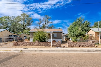 123 46th St SW, Albuquerque, NM 87105