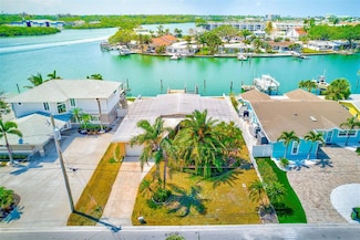 365 La Hacienda Dr, Indian Rocks Beach, FL 33785