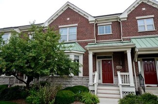 2638 Violet St, Glenview, IL 60026